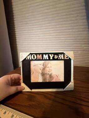 Fetco Home Decor Mommy & Me 6x4 Picture Frame